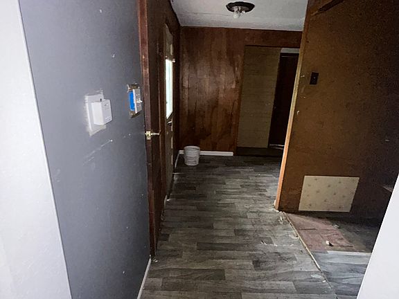 4th image of 2332 Renois Ln