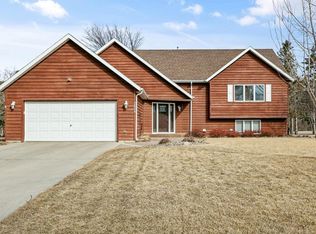 2804 14th Ave NW, Willmar, MN 56201