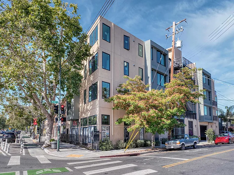 4202 Telegraph Ave #203 — Photo 13