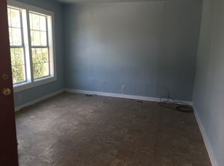 224 NW 2nd St #10, Premont, TX 78375