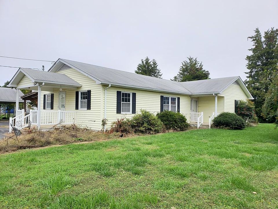 1st image of 131 Mattox Bay Dr