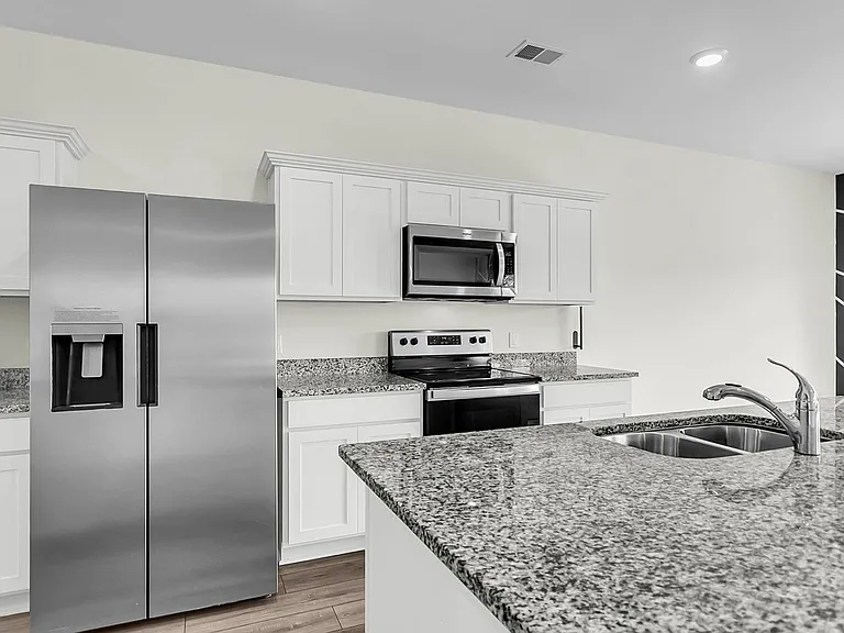 424 Pender Woods Dr — Photo 17