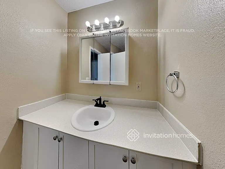 7509 N Saint Peter Ave — Photo 12