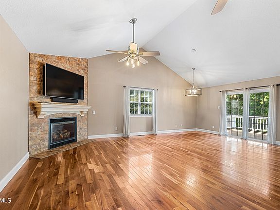 4th image of 2023 Cherokee Dr