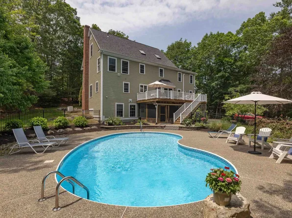 15 Wood Ridge Lane, Exeter, NH 03833