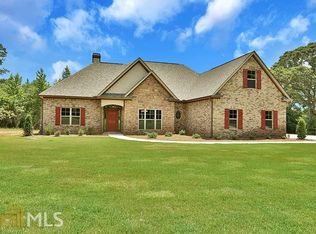 1072 Linch Rd, Senoia, GA 30276