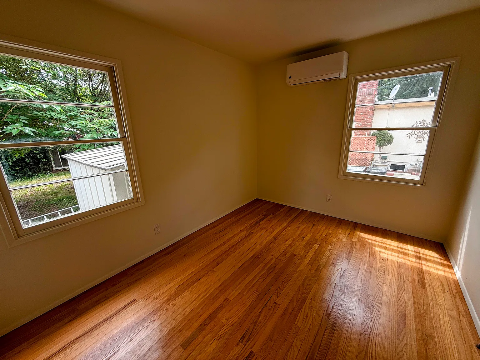 2 bed, 720 sqft, $3,395 — Photo 3
