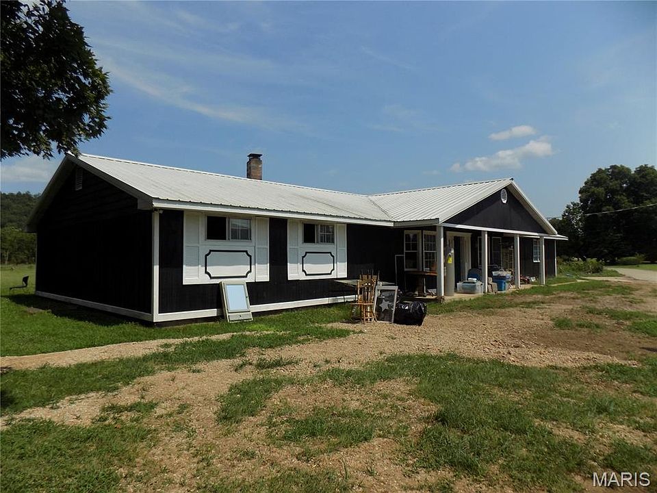 1st image of 217 Circle Dr
