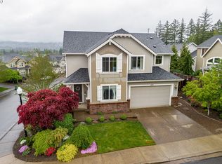 5270 Wedgewood Loop, Newberg, OR 97132