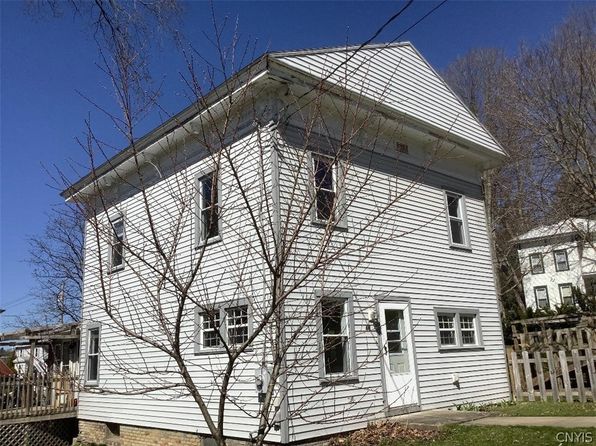 15 Galatia St, Marathon, NY 13803