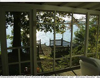 3rd image of 5906 York Haven West Dr