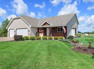 10132 367th St, North Branch, MN 55056