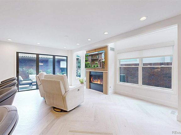 4th image of 339 Cook Street