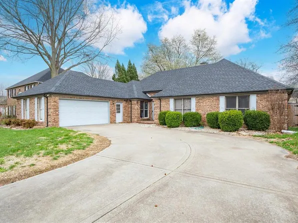 2624 Hillbrooke Pkwy, Owensboro, KY 42303