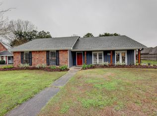 207 Decatur Ln, Lafayette, LA 70503