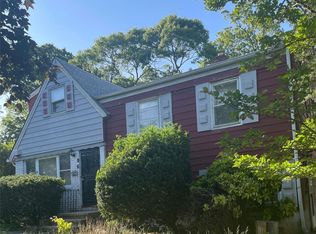 47 Eddy Rd, Roosevelt, NY 11575