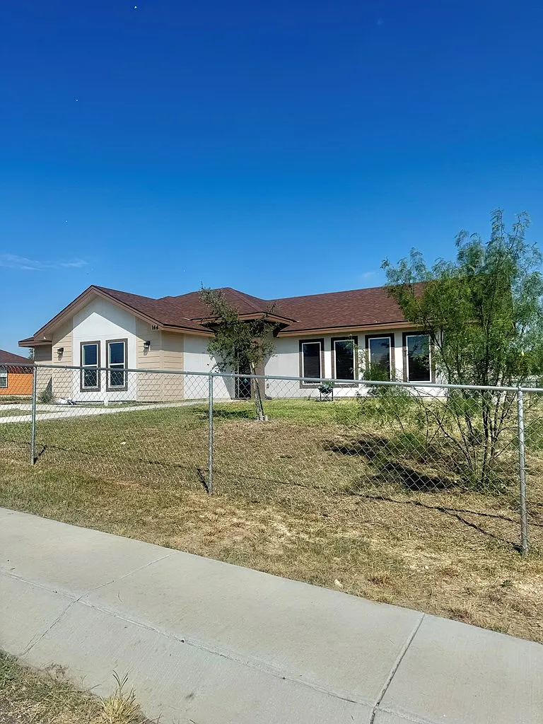 Building Photo - 144 Six Shooter Rd