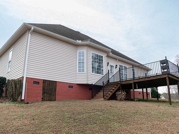 5th image of 715 Tudor Ln