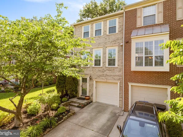 1249 Quaker Hill Dr, Alexandria, VA 22314