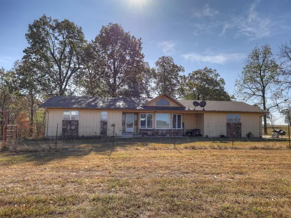 19367 Parrot Road, Neosho, MO 64850