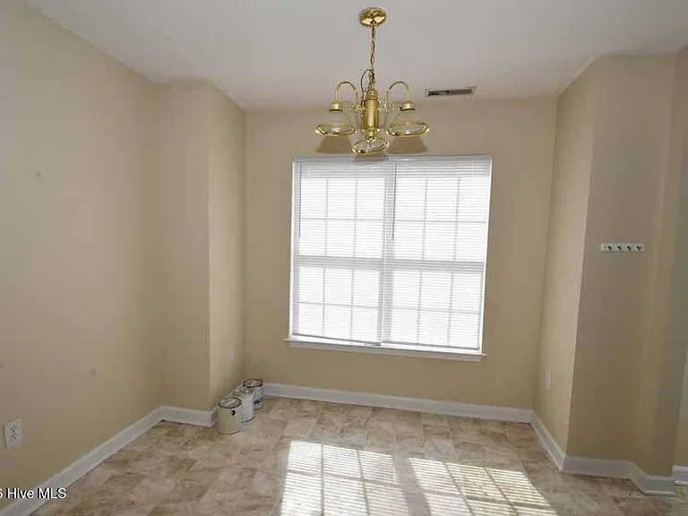 1231 Westridge Ct #A — Photo 3