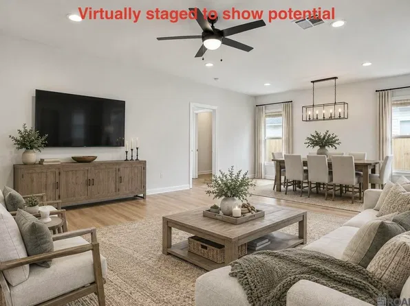 28488 Middlebrook Way, Denham Springs, LA 70726