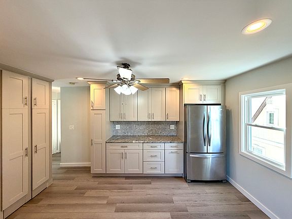 2nd image of 537 Kimball Ave Floor 2