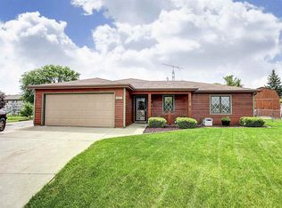 1116 Zimmerman Dr, Auburn, IN