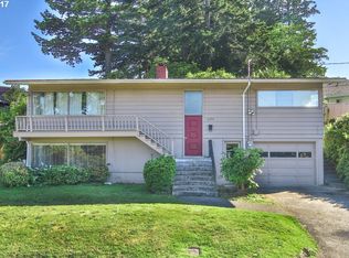 1179 Winsor Ave, North Bend, OR 97459