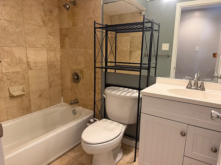 1054 S Kingshighway Blvd #N — Photo 13