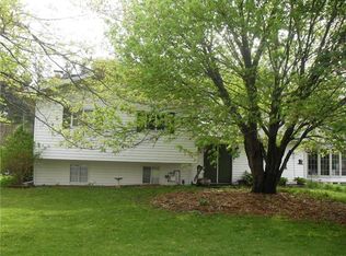 52350 Filbert Rd, Granger, IN 46530