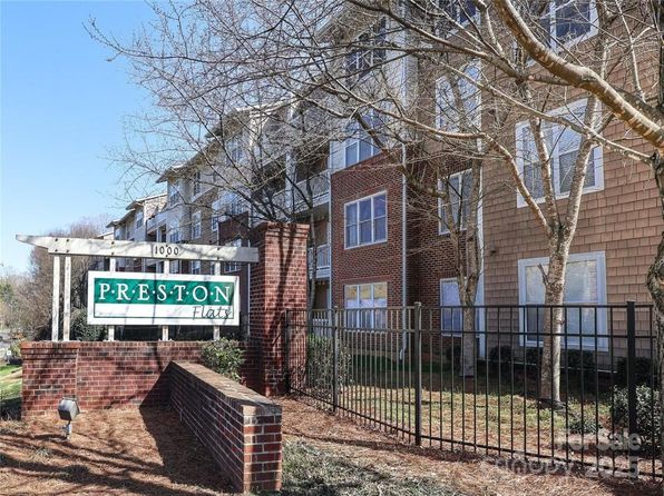 1000 E Woodlawn Rd APT 416