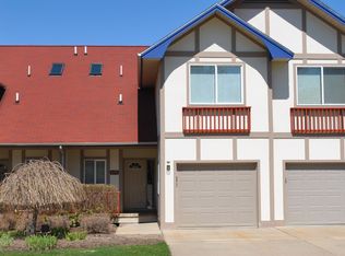 695 Logmark Trl, Gaylord, MI 49735