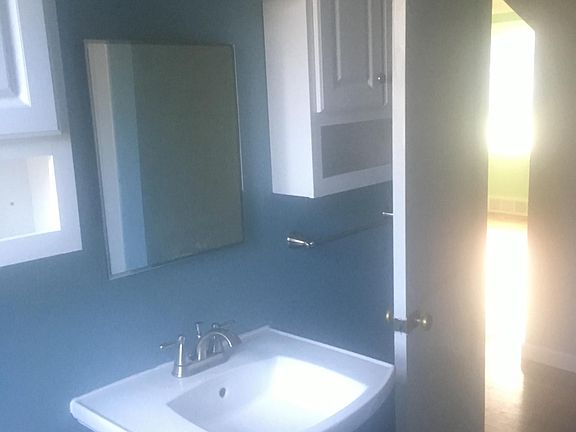 5th image of 1291 E 360th St