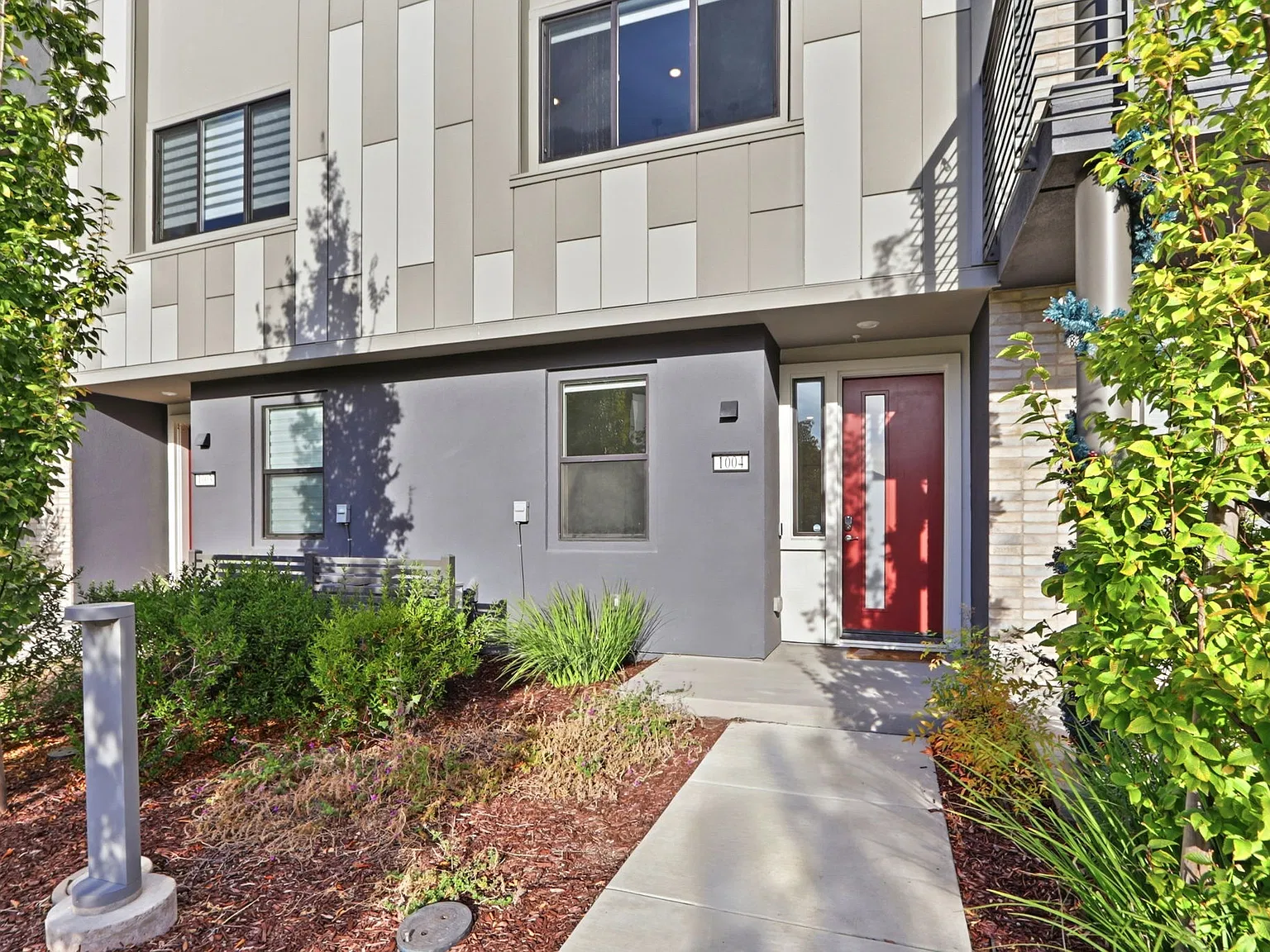 3 bed, 3.5 bath, 1780 sqft, $4,795 — Photo 3