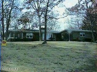 864 Breezy Oaks Drive, Toms River, NJ 08753