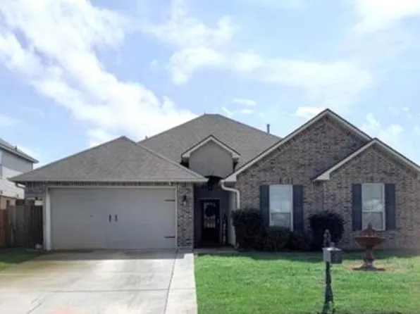 349 E Lake Dr, Slidell, LA 70461