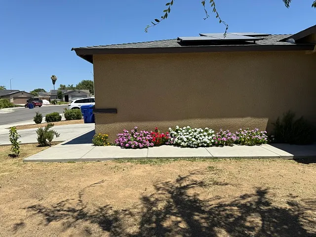 1037 Honeybell Ct — Photo 4