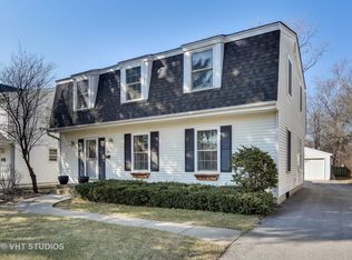 776 Pleasant Ave, Glen Ellyn, IL 60137