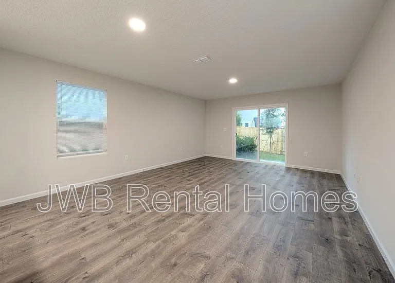 8599 Galveston Ave — Photo 4