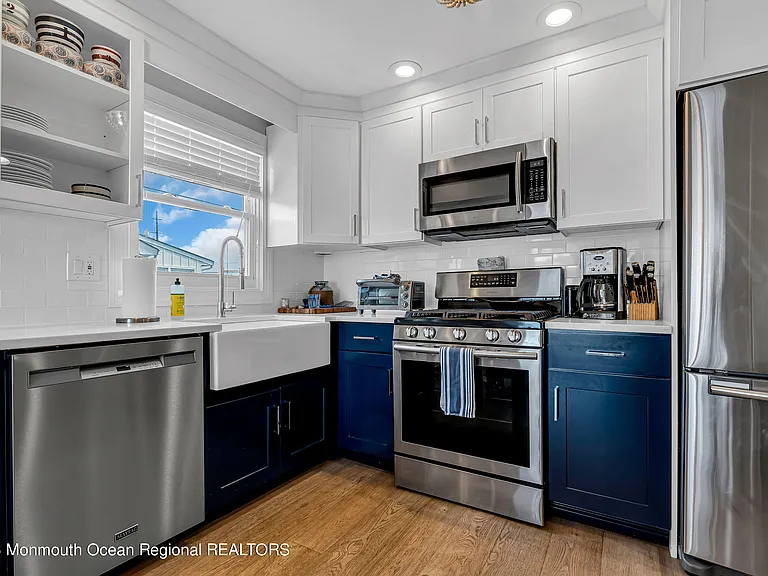 228 Ocean Ave — Photo 4