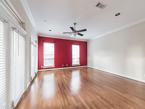 2nd image of 10 Versante Ct #1