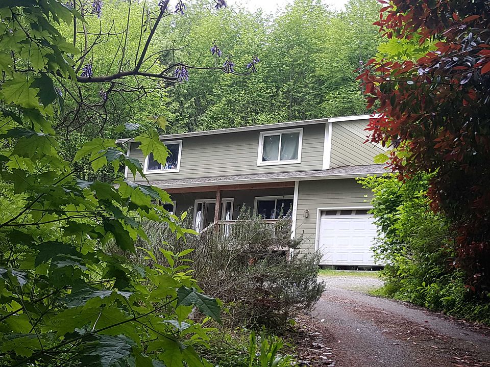 1st image of 17987 Viking Way NW