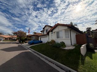 2206 Luz Way, Oceanside, CA 92056