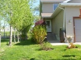 1417 2nd St #B, New Glarus, WI 53574