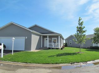 334 Legacy Ct, Grayslake, IL 60030
