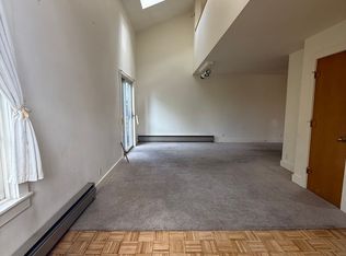 123 7th St #0, Ashland, OR 97520