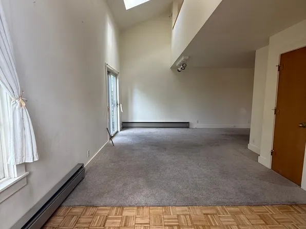 Airy two bedroom apartment in Railroad District | Available Now, 123 7th St, Ashland, OR 97520