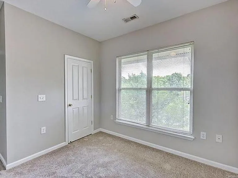 601 N Davidson St — Photo 9