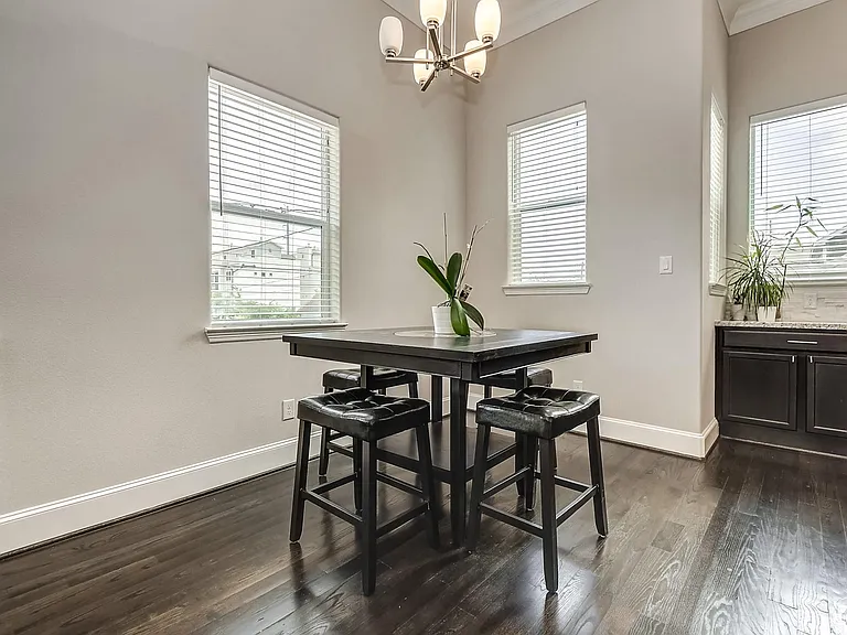 1615 Shearn St — Photo 11